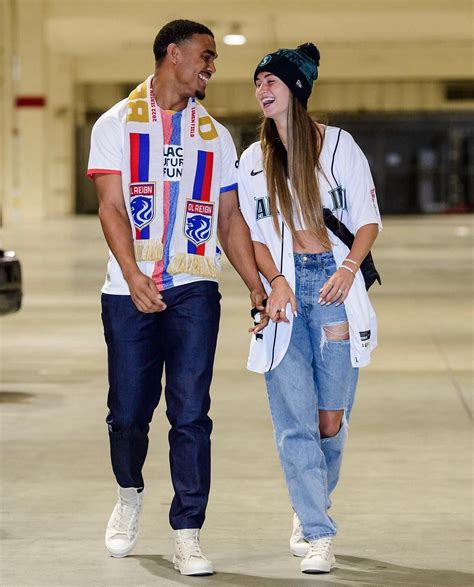 Julio Rodriguez and girlfriend Jordyn announces wedding date as。